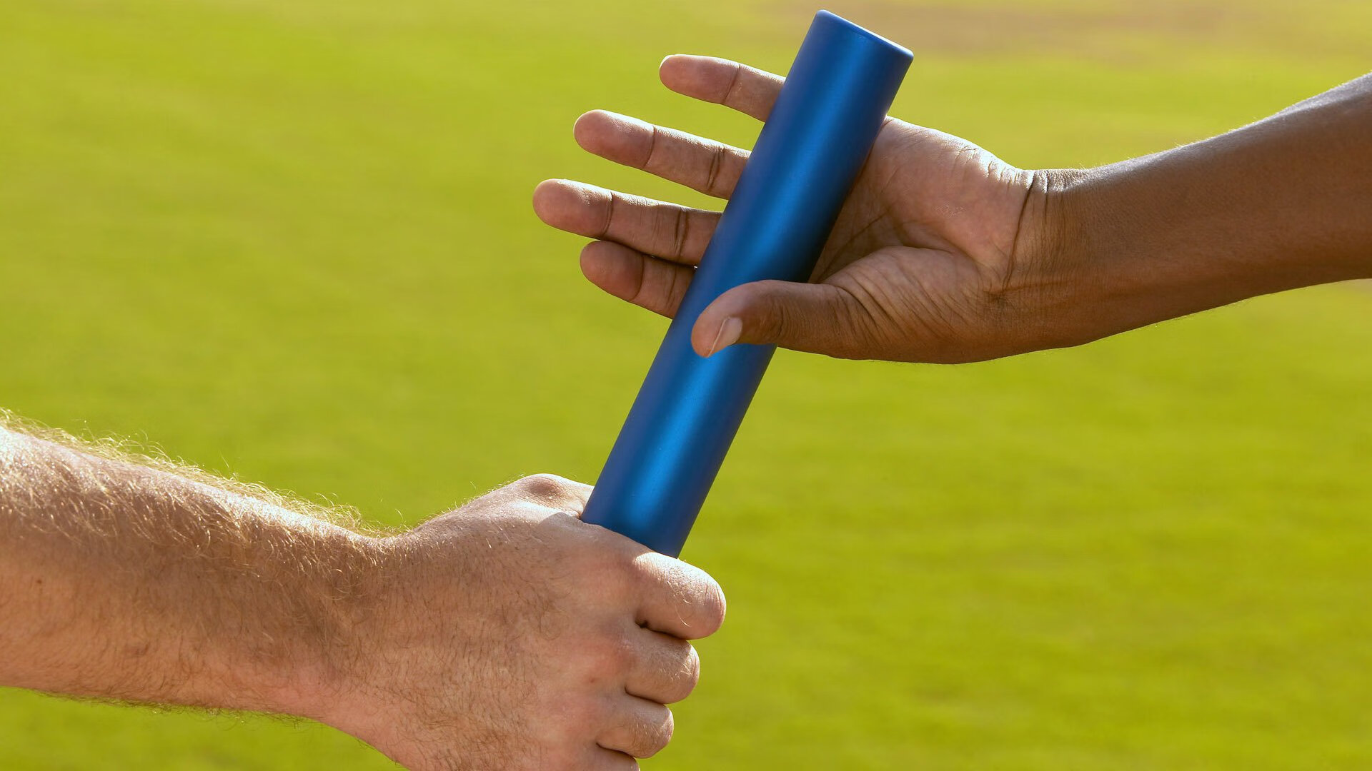 布莱顿主帅称年轻球员敢打敢拼，是球队未来希望，布莱顿首发