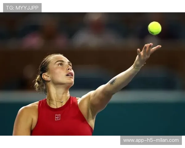 女子网球新秀在国际赛场接连获胜，表现亮眼